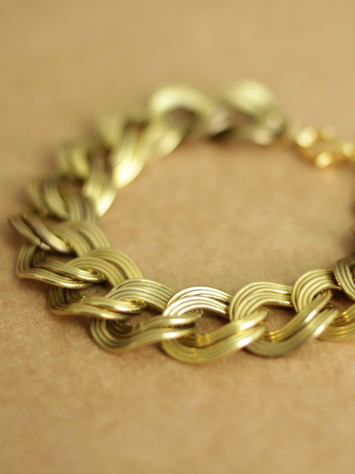 Chain link bracelet womens