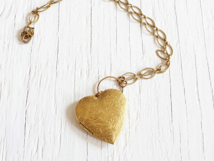 Large heart locket necklace